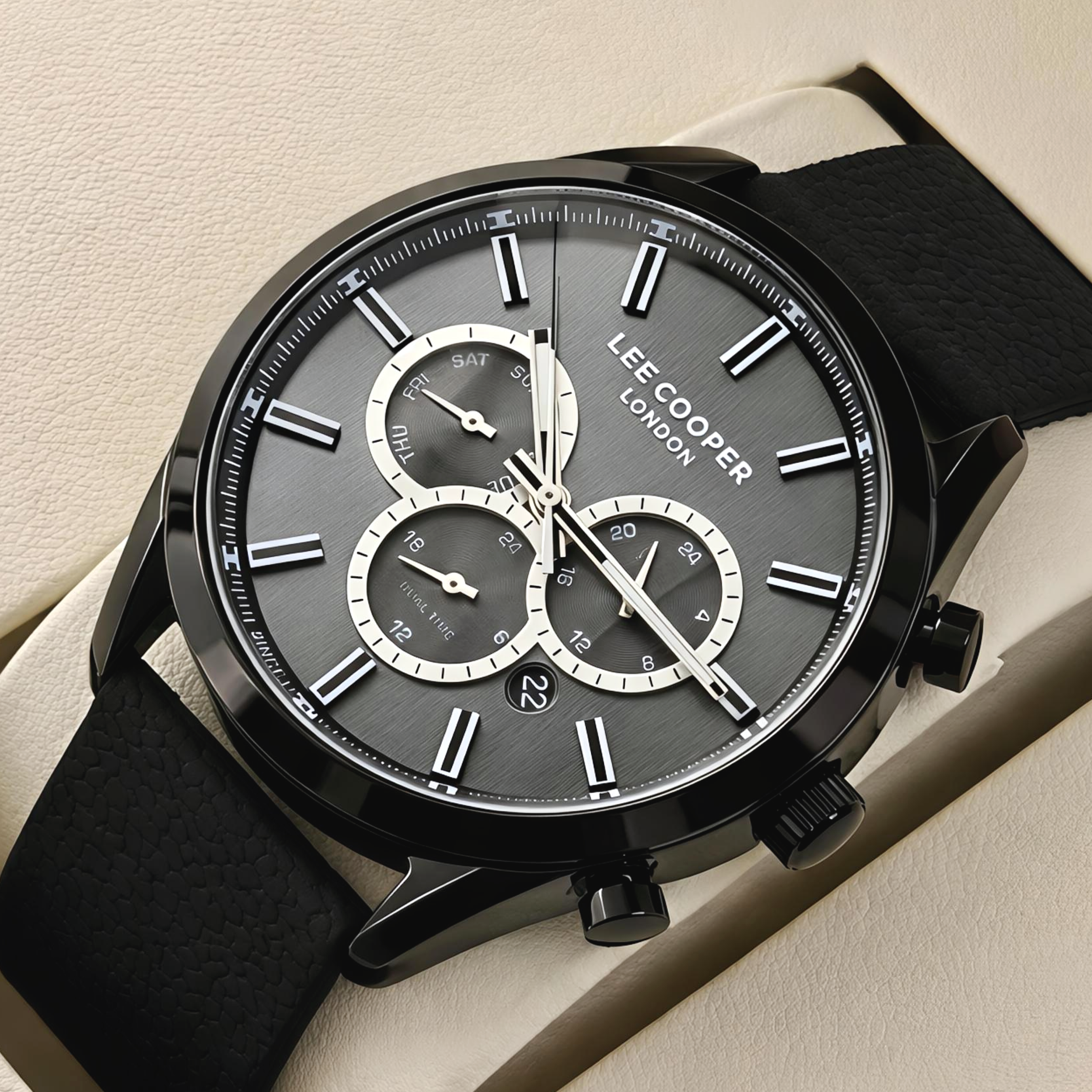 Чоловічий годинник Lee Cooper England Midnight Black 2295, 2 ремінці, чорний — фото 1