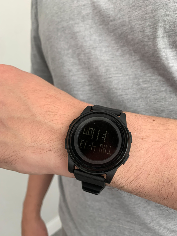 Годинник Skmei Ultra New 1206 з цифровим циферблатом і чорним ремінцем — фото 3