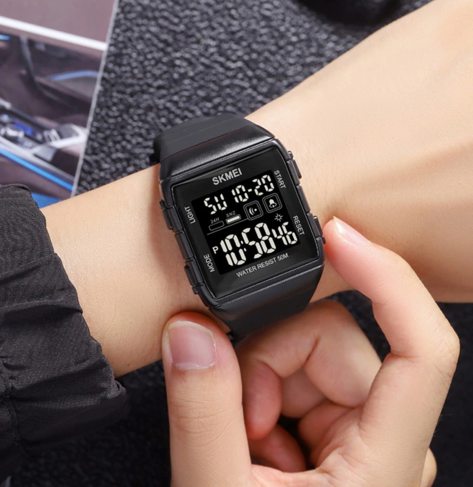 Чоловічий годинник Skmei Hakaton Pro 1537 чорний цифровий 5 ATM — фото 7