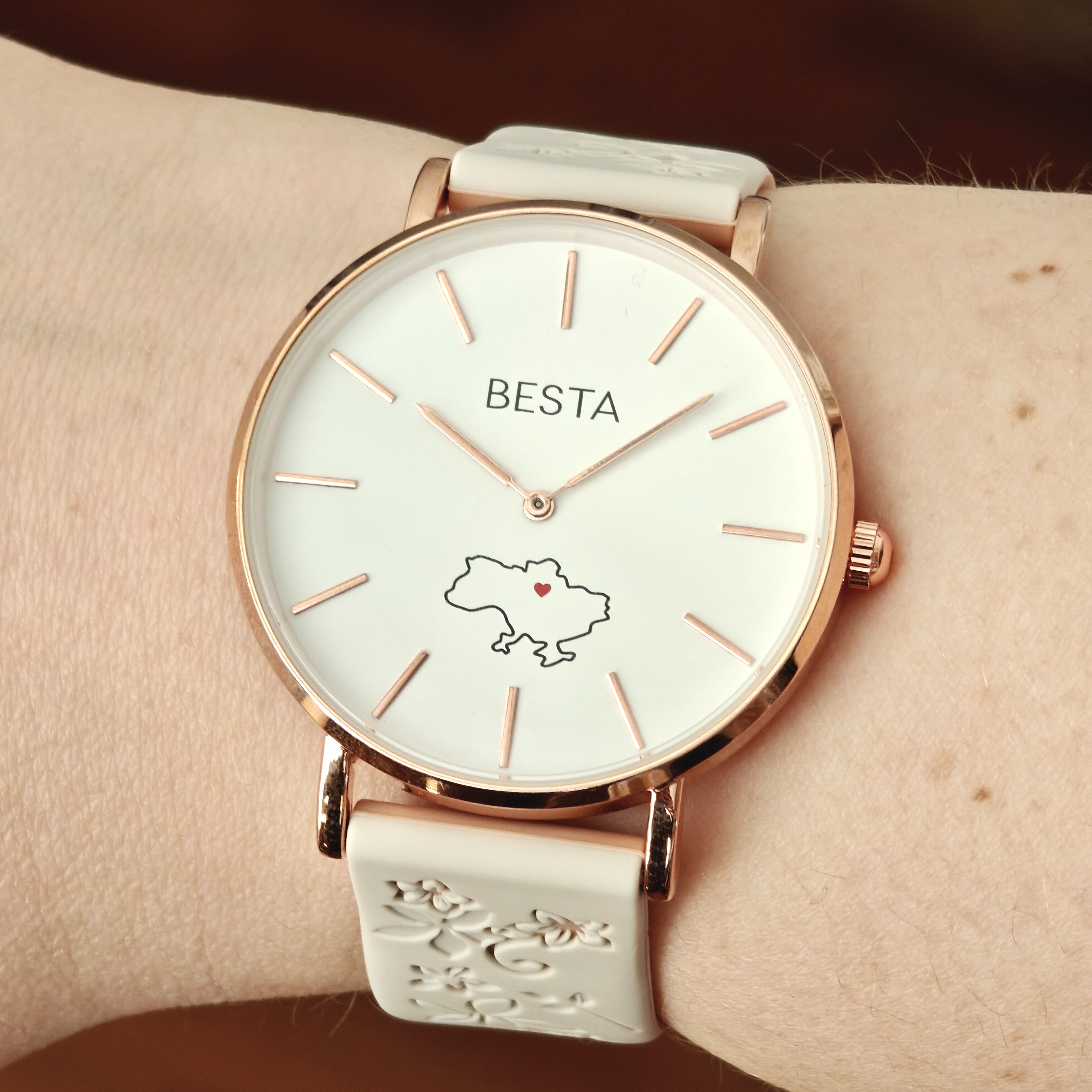 Унісекс годинник Besta Love UA Beige Flower 2329 з 2 ремінцями, золотистий — фото 3