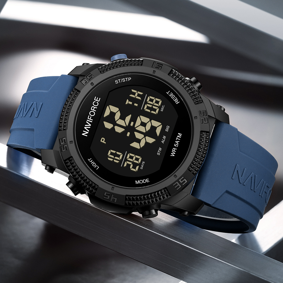 Чоловічий годинник Naviforce Europe Blue 2242, кварцовий, чорний корпус і синій ремінець — фото 5