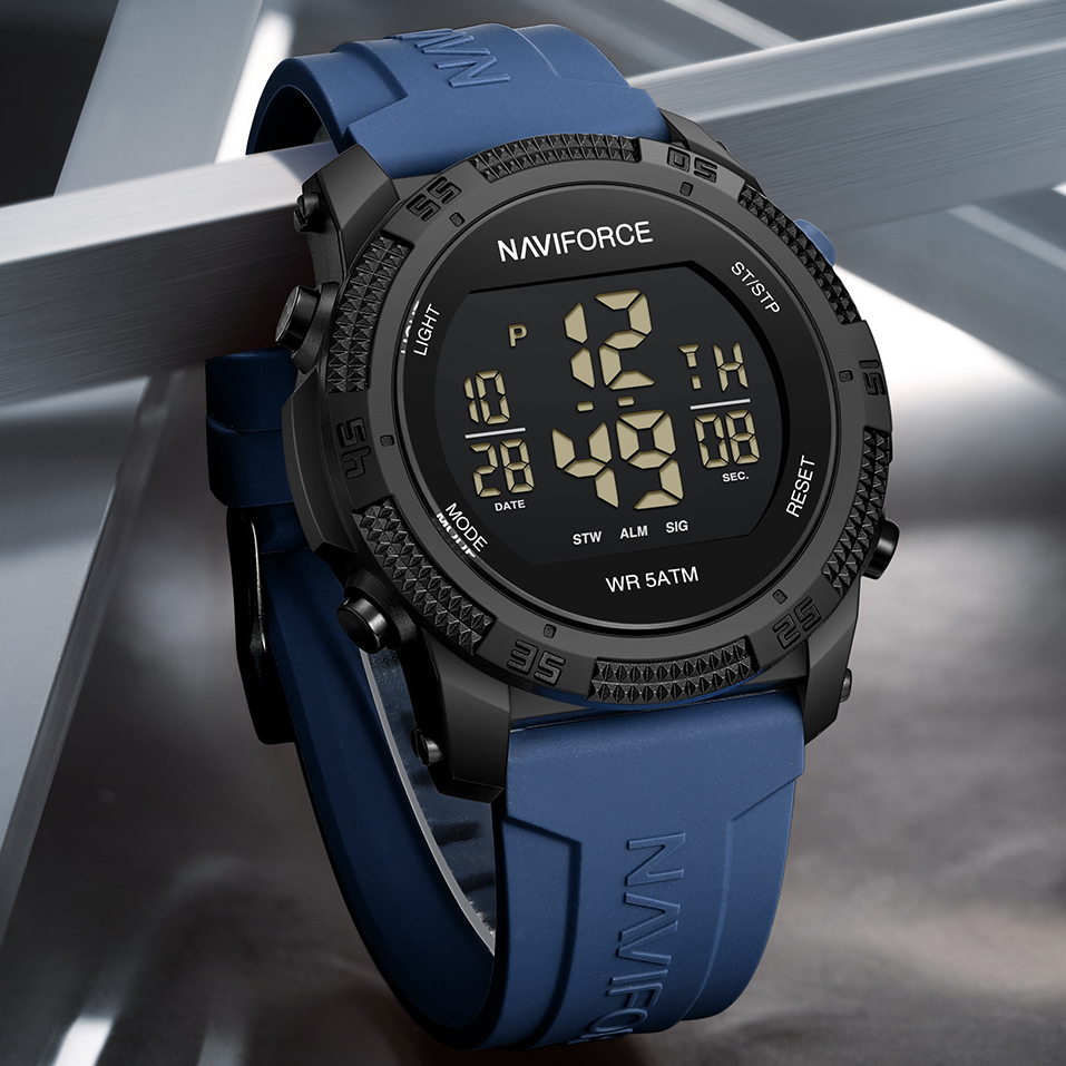Чоловічий годинник Naviforce Europe Blue 2242, кварцовий, чорний корпус і синій ремінець — фото 6