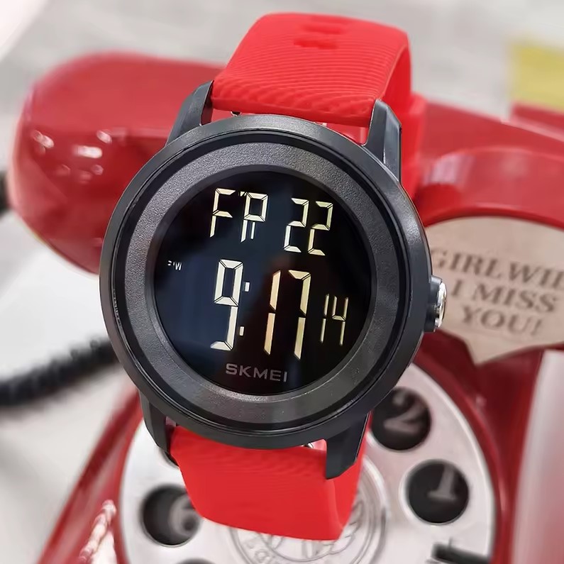 Чоловічий годинник Skmei 3125 Red цифровий, чорний корпус, червоний ремінець, 5 ATM — фото 6