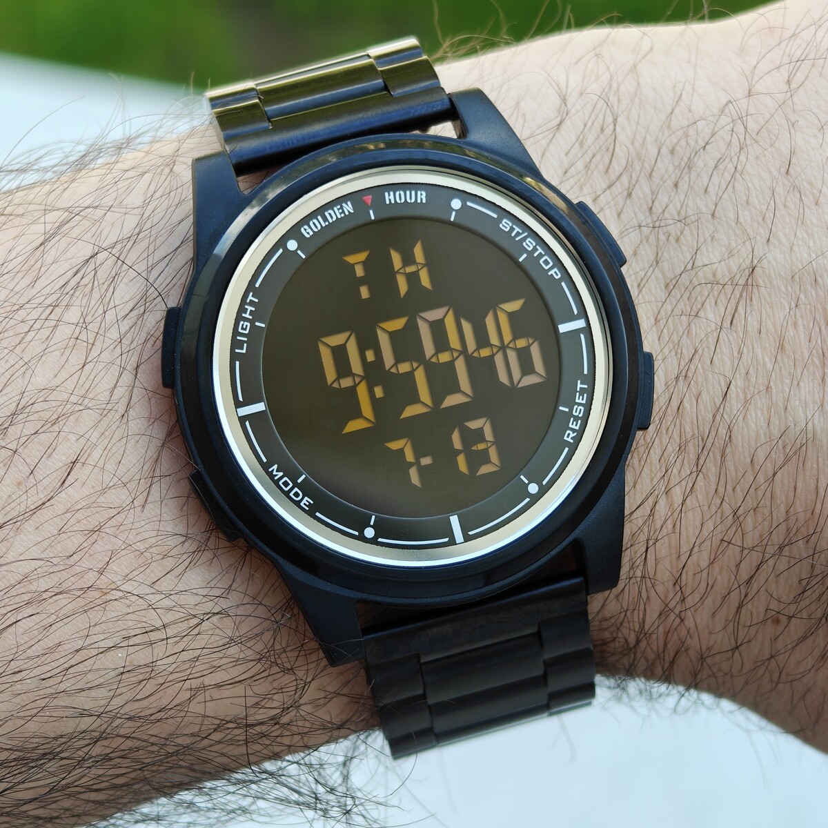 Чоловічий годинник GoldenHour Water Metal Black 2469 з двома чорними ремінцями — фото 7