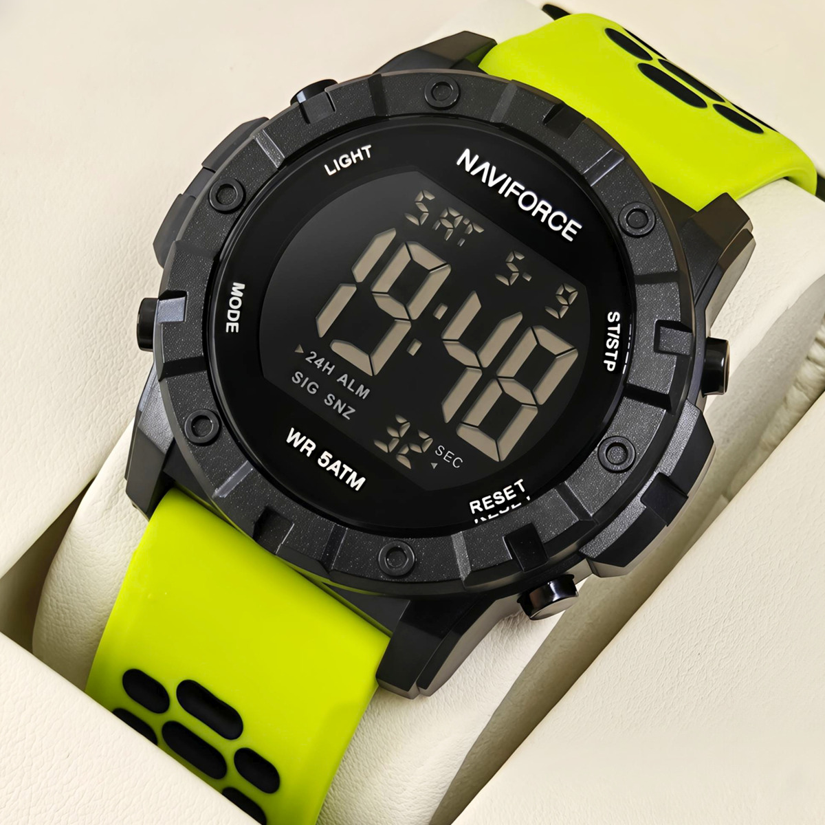 Чоловічий годинник Naviforce Professional Brutal Green 2441 з 2 ремінцями — фото 3