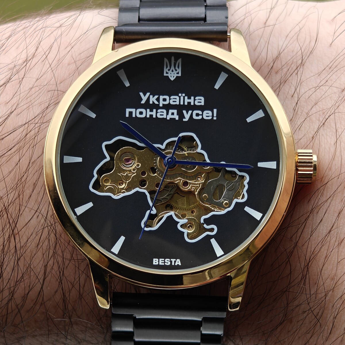 Чоловічий годинник Besta Skeleton Gold Black Metal 2162 з автозаводом і 2 ремінцями — фото 7