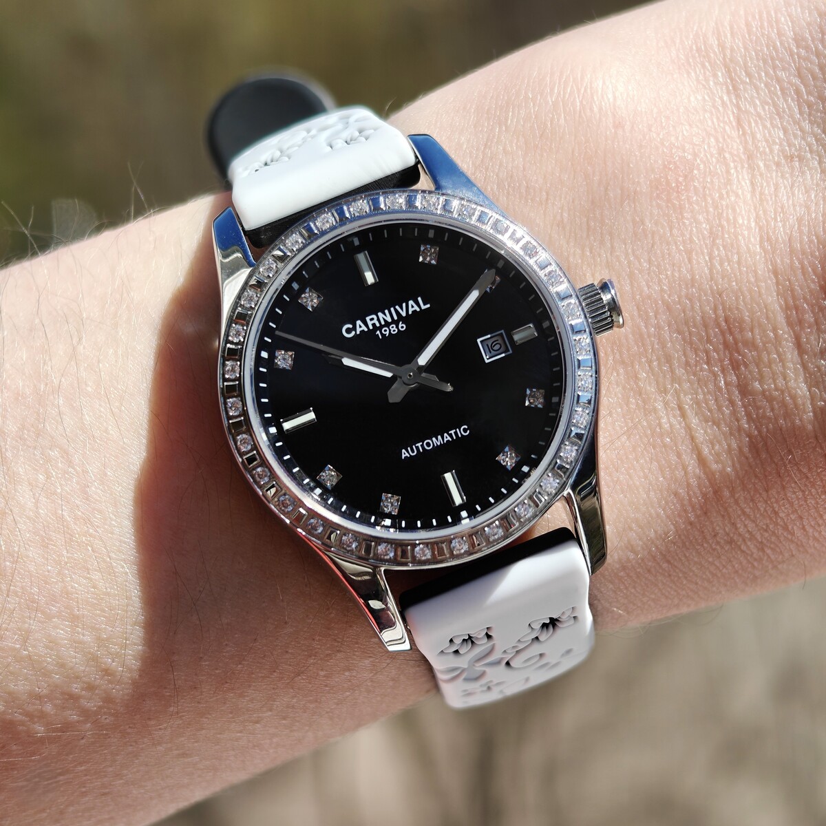 Жіночий механічний годинник Carnival Luiza Black Flower 2374 з 2 ремінцями — фото 7