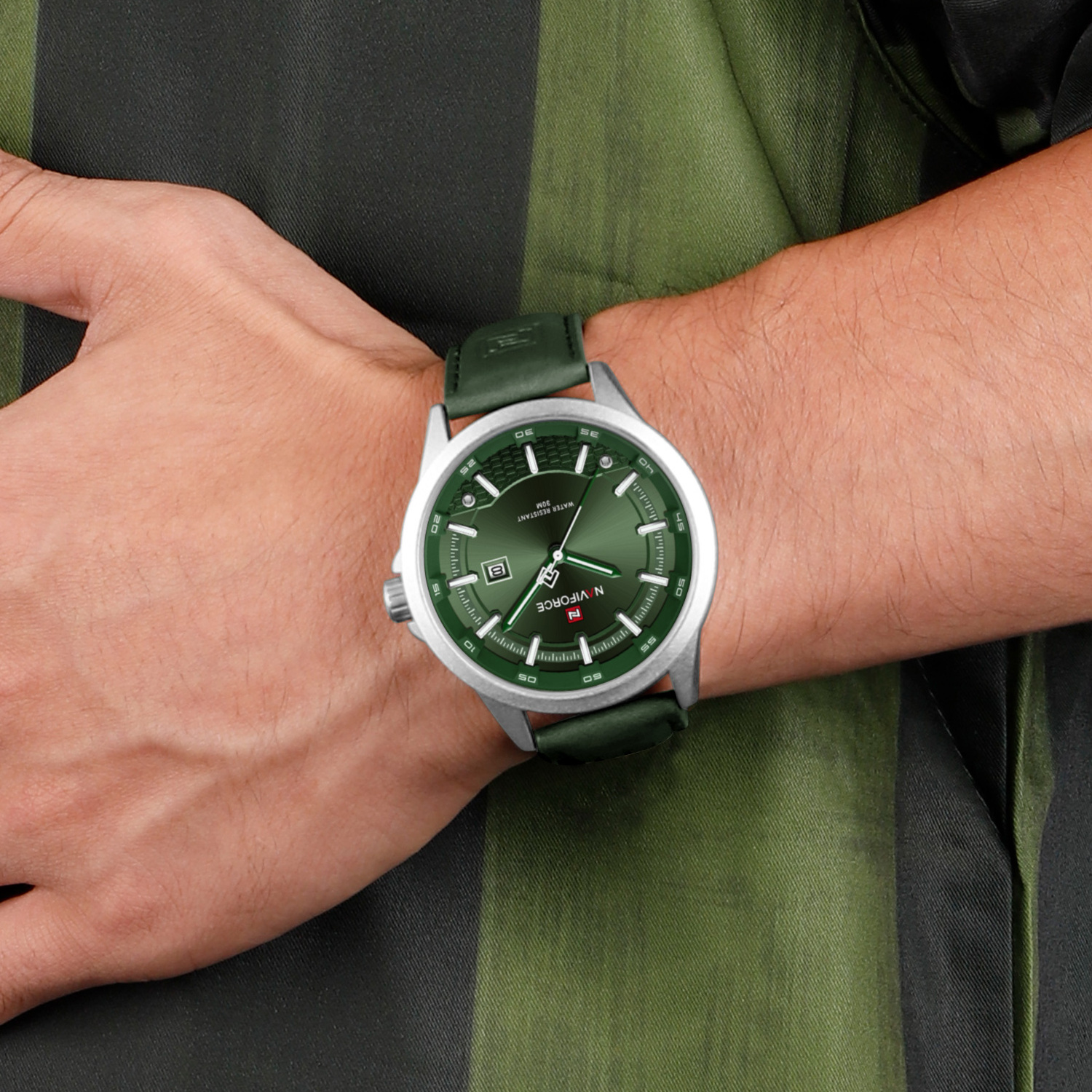 Чоловічий годинник Naviforce Founder 2067 із зеленим циферблатом і шкіряним ремінцем — фото 3