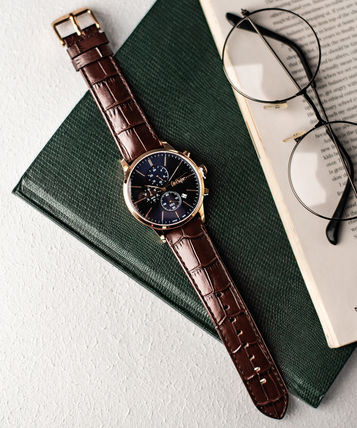 Чоловічий годинник Lee Cooper Leather Gold із синім циферблатом і шкіряним ремінцем — фото 4