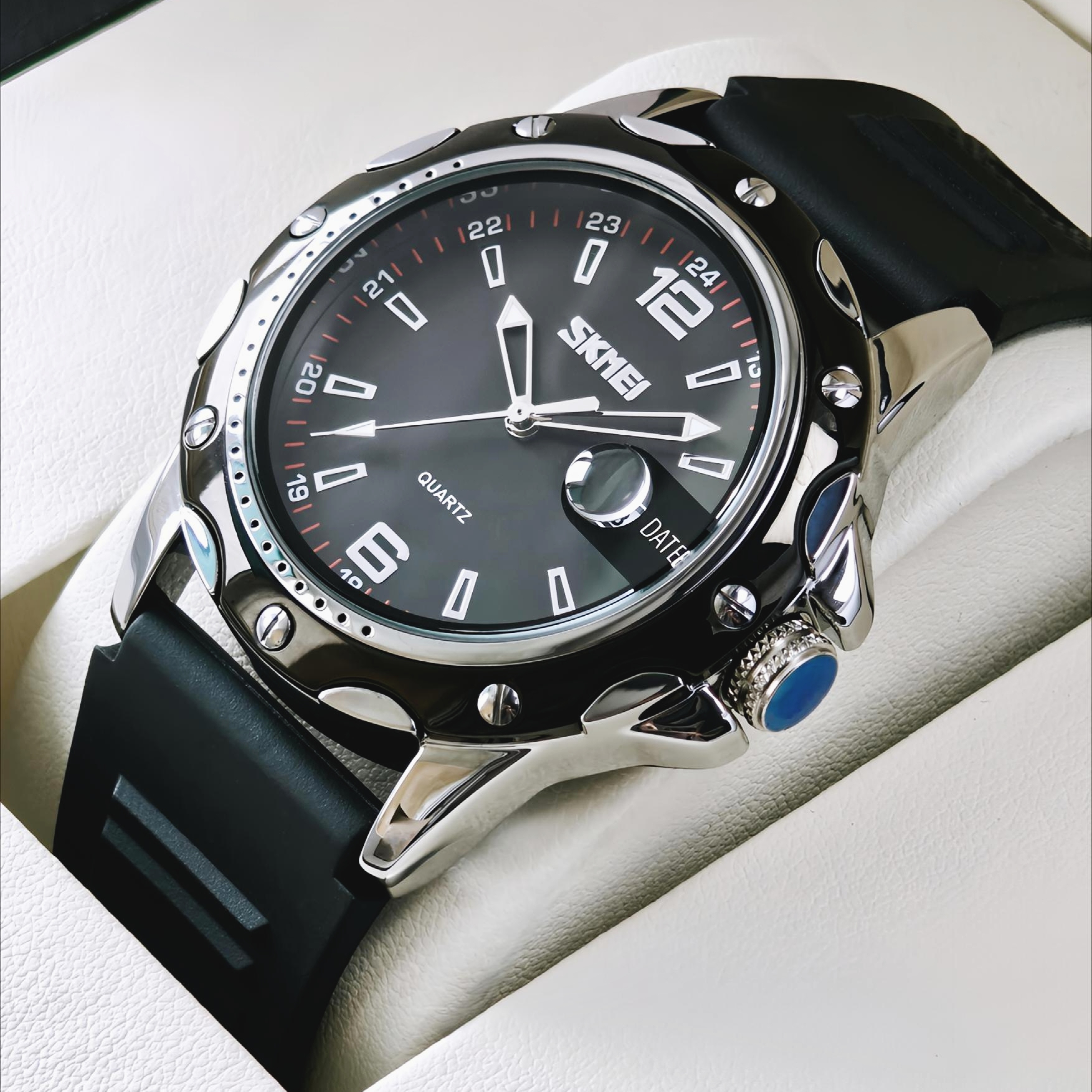 Чоловічий годинник Skmei Robby Elastic Black 2284 з датою та 2 ремінцями — фото 2