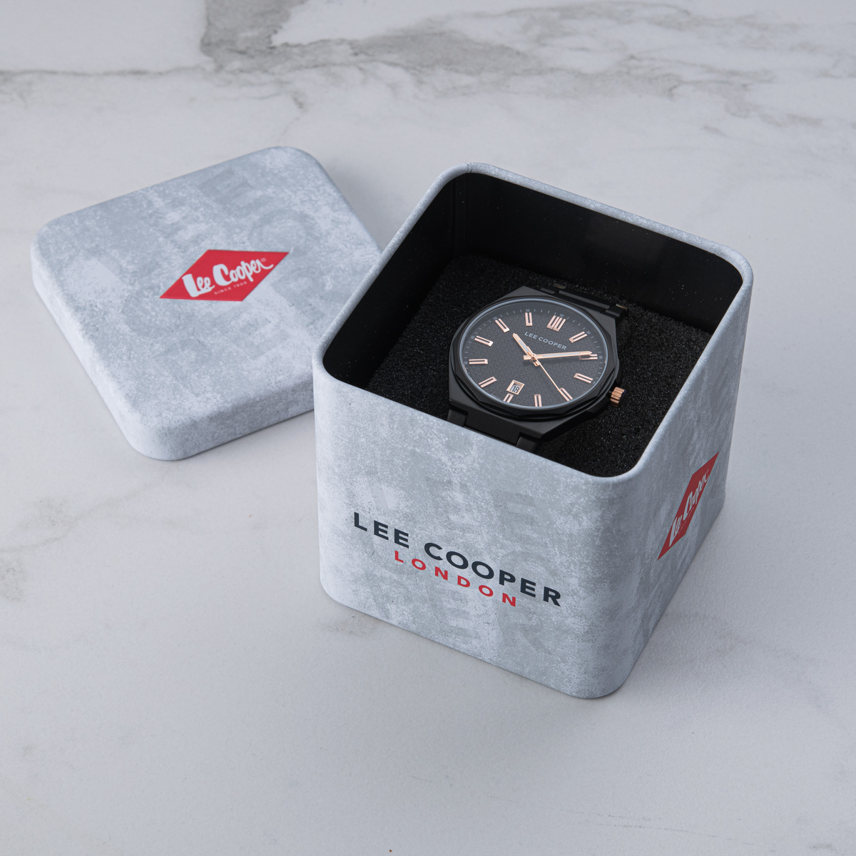 Чоловічий годинник Lee Cooper Knight Black 1835 з японським механізмом Miyota — фото 4