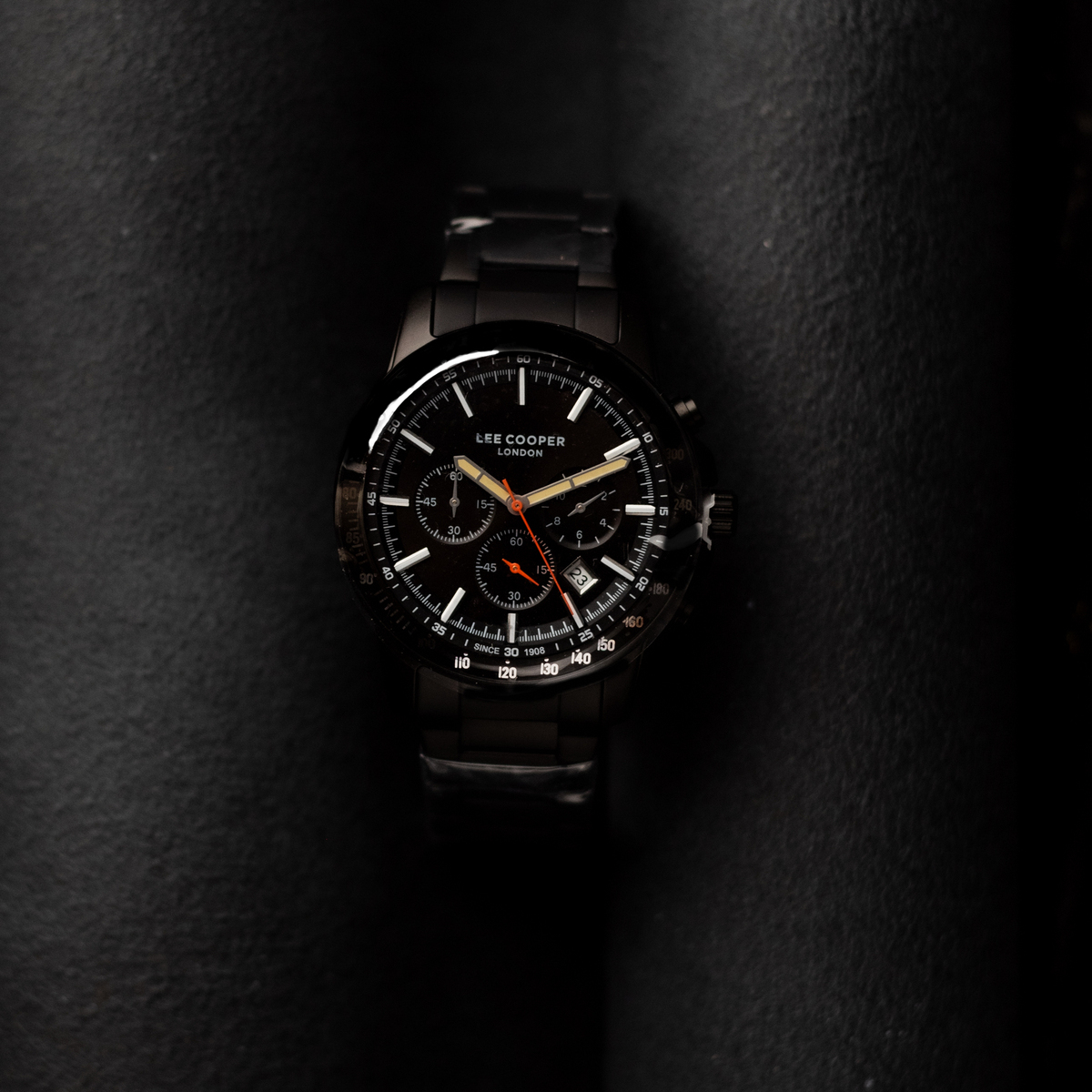 Чоловічий годинник Lee Cooper Shark 1846 з чорним циферблатом і сталевим браслетом — фото 6