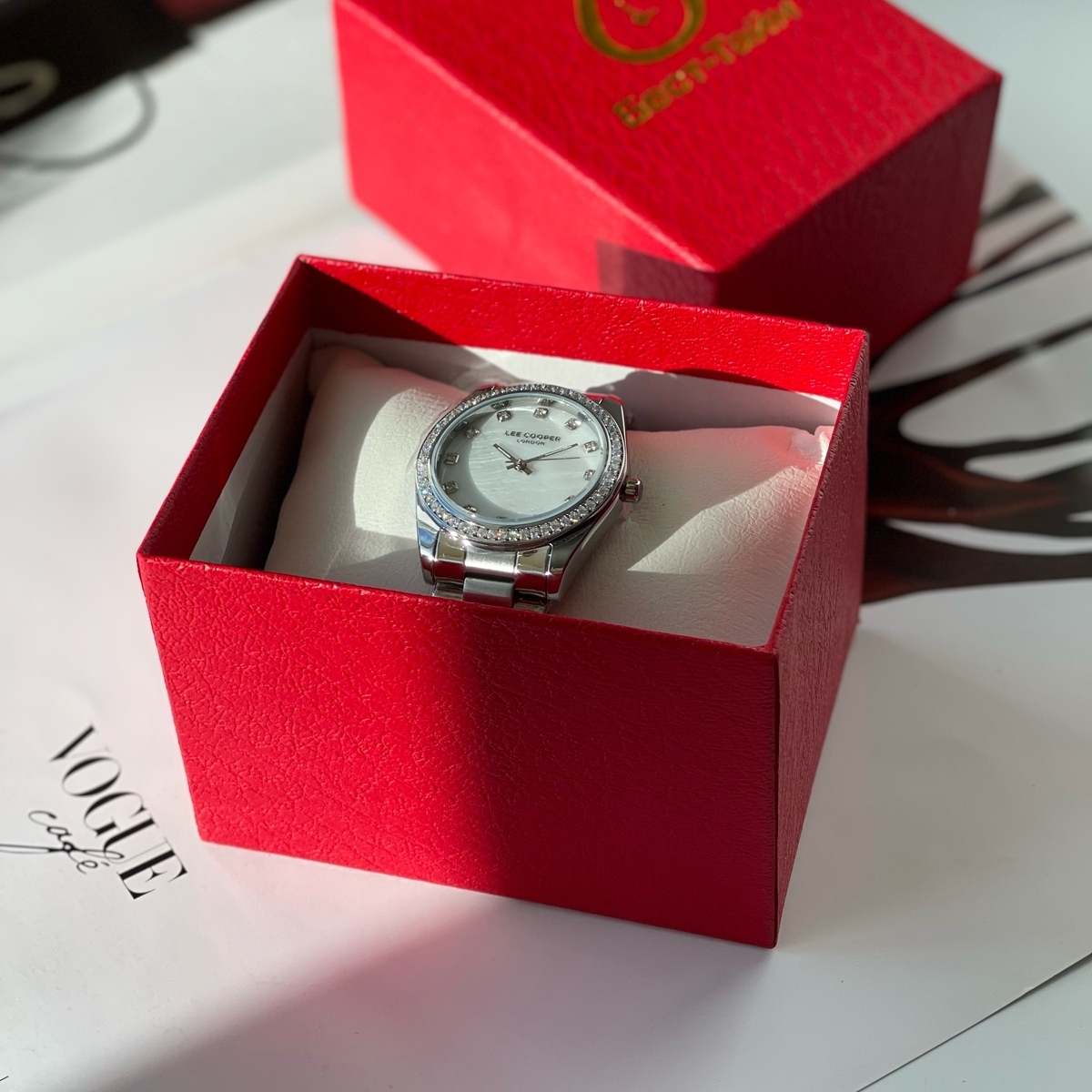 Жіночий годинник Lee Cooper Santorini Silver з перламутровим циферблатом — фото 7