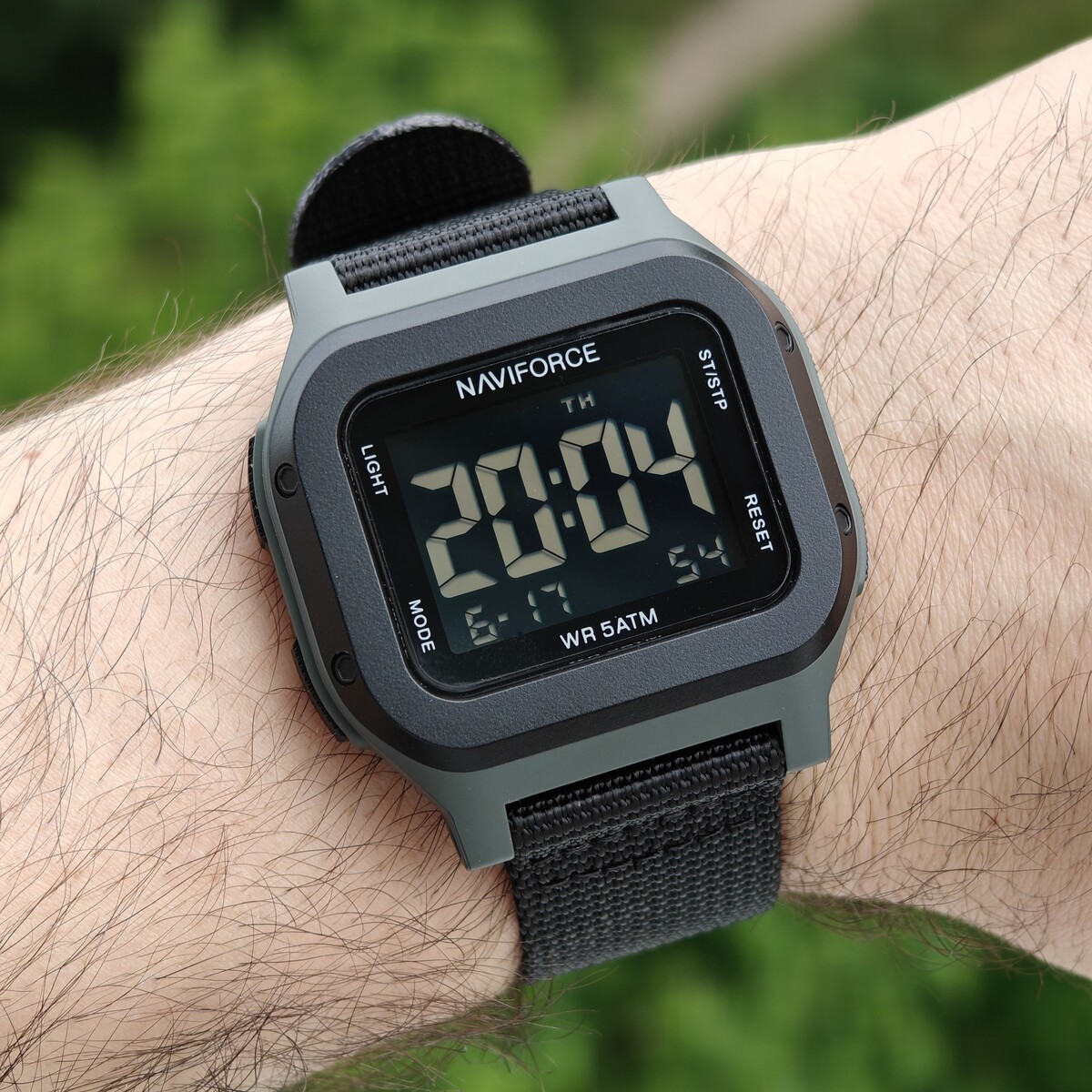 Чоловічий годинник Naviforce Cube Strong Nylon 2488 з двома ремінцями, сірий — фото 7