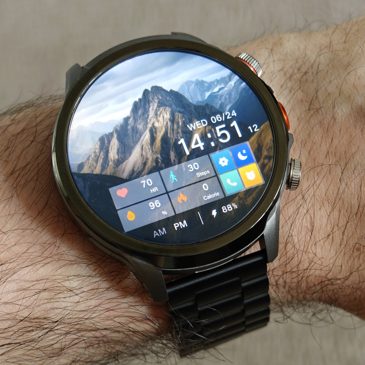 Смартгодинник UWatch Smart Technology Steel Hammer з SIM-картою, GPS і 2 ремінцями — фото 7