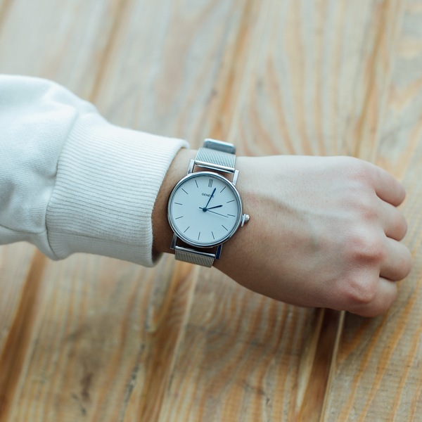 Жіночий годинник Geneva Steel Silver зі сріблястим браслетом, 38 мм — фото 3