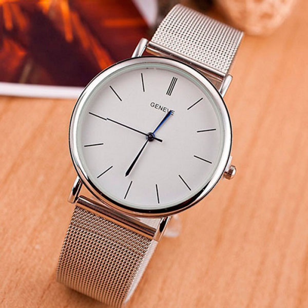 Жіночий годинник Geneva Steel Silver зі сріблястим браслетом, 38 мм — фото 1